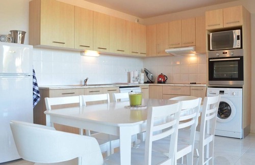 Banyuls-sur-Mer Apartment | Modern 2-bedroom apartment with terrace, parking and air conditioning in Banyuls-sur-Mer