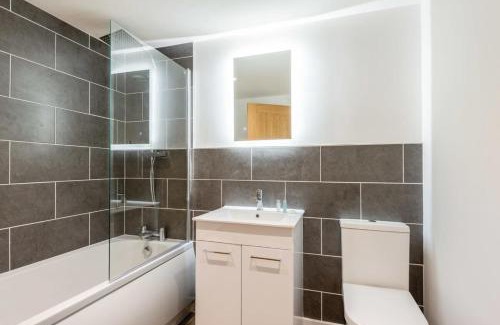 Hull Old Town Apartment | Modern 2 Bedroom Apartment in Central Hull