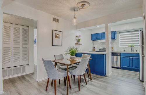 Mission Hills South Condo | Modern 2-bedroom Condo Near UTEP