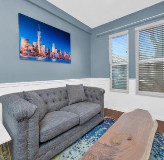 Avondale Apartment | Modern 2 Bedroom in Avondale