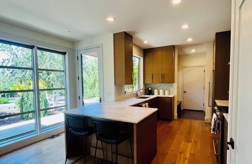 Gig Harbor House | Modern 2-bedroom with views on acreage w/sport court/pickle-ball on Fox Island