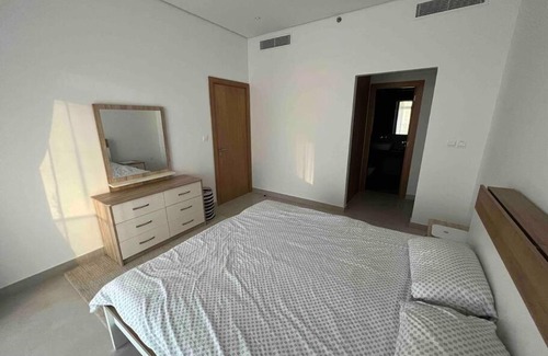 Al Barsha Apartment | Modern 2 Bedrooms ideal for families and groups