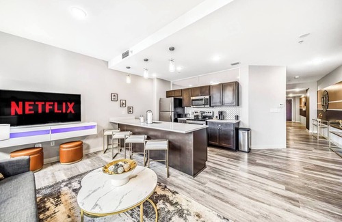 Playhouse Square Apartment | Modern 2-BR | Heated Pool & Steam + Gym Playhouse