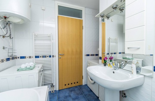 Old Town Apartment | Modern 2BDR apartment in the center- FREE PARKING
