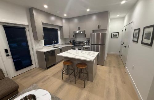 West Vancouver House | Modern 2BR Coach House, West Van- New Construction