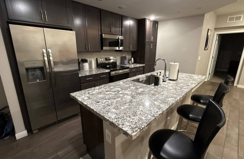 Las Casitas del Sur Condo | Modern 2BR Condo with Pool, Wi-Fi & Parking near Downtown Chandler