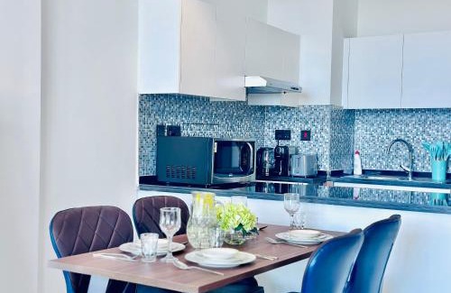Masdar City Apartment | Modern 2BR Retreat at The Gate in Masdar City