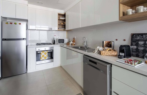 Za'abeel 2 Apartment | Modern 2BR w/City Views in Downtown Dubai!