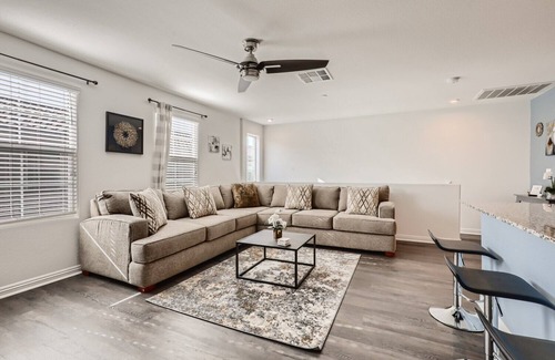 Nellis Air Force Base House | Modern 3 bed 2 bath Townhome in Las Vegas!
