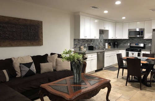 Downtown House | Modern 3 bed 2 bath by the Beach Pets ok!