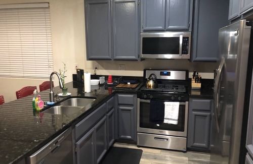 North Natomas House | Modern 3 bedroom home in great location