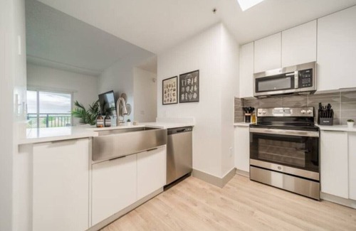 Charlotte Center City Apartment | Modern 3-Bedroom Retreat in Uptown Charlotte