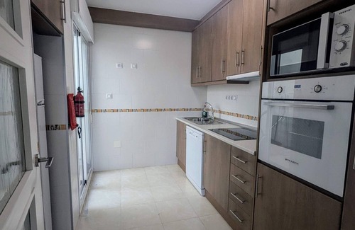 Los Balcones House | Modern 3 Bedroom Townhouse with Communal Pool LB24