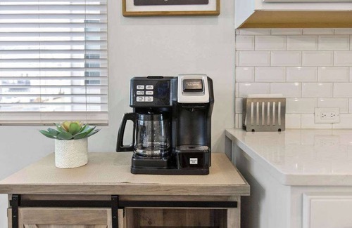 Northeast Raleigh House | Modern 3-Bedroom Townhome – Perfect for Monthly Stays in Raleigh