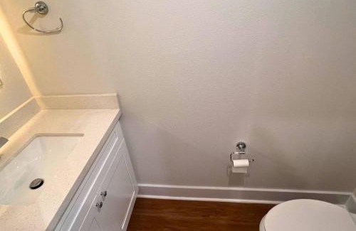 Northside House | Modern 3BR 10 Min to Downtown