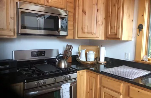 Windham Ski Chalet | Modern 3BR/4BA Windham chalet w/hot tub, views & mins to ski, bars, dining!