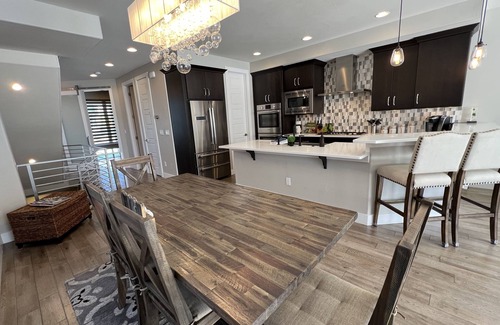 Sloan Lake House | Modern 4-level home, 3500 sq ft, in the Highlands, 3 miles west of downtown.