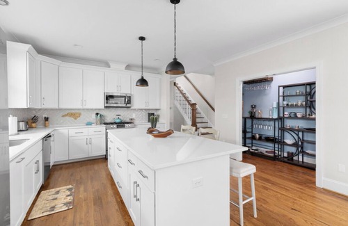 Southwest Raleigh House | Modern 4BR Retreat Fire Pit & Porch Swing