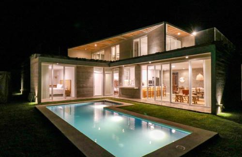 Pisco House | Modern 4BR Villa with Private Pool in Paracas
