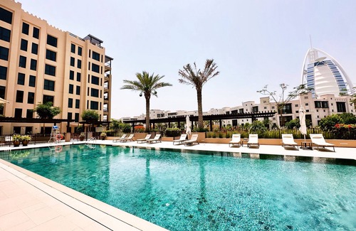 Umm Suqeim 3 Apartment | Modern 4BR w/Full Burj Al Arab View & Pvt Rooftop