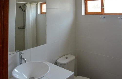 Pisco Apartment | Modern 5BR House with Private Pool in Paracas