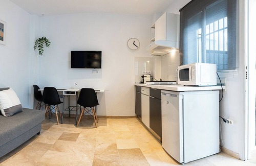 Sanlucar de Barrameda Apartment | Modern apartment right by the beach (400 metres). % Weekly Discounts. New