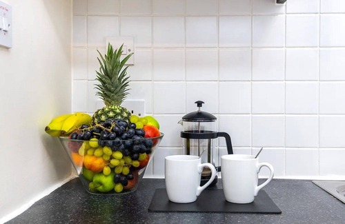 Courtfield Apartment | Modern, Aesthetic 2bed 2bath, South Kensington