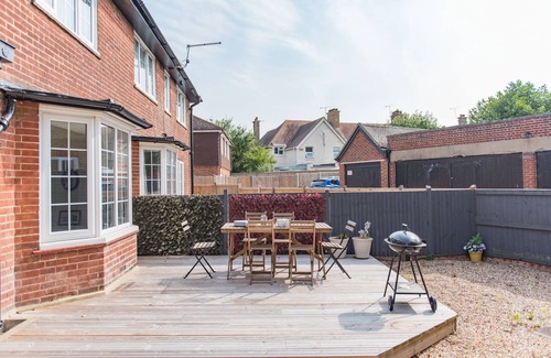 Sandwich House | Modern and comfortable holiday home, located in the charming historic town of Sandwich. Perfect for