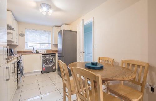 Cambridge House | Modern and Comfy 3 bed Cambridge House