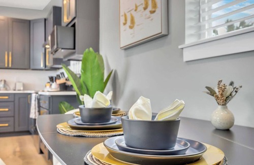Jacksonville Beach Apartment | Modern Apartment with Rooftop