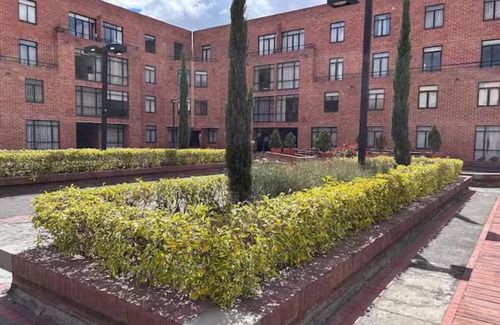 Carlos Lleras Restrepo Apartment | Modern Apartment 15 Minutes from the Airport & American Embassy