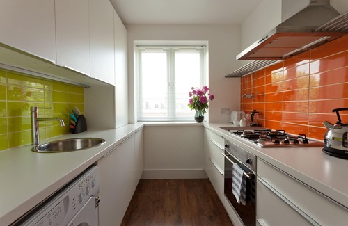 Queen's Park Apartment | MODERN Apartment 15min to Oxford St