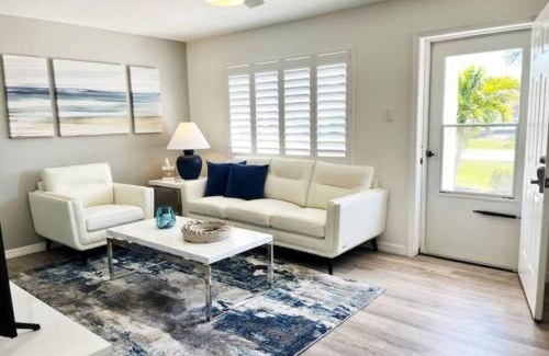 Solana Apartment | Modern Apartment - 3 of 4