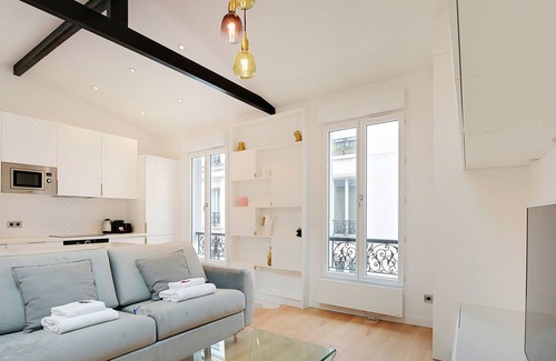 La Villette Apartment | Modern apartment - Buttes-Chaumont - Mobility lease