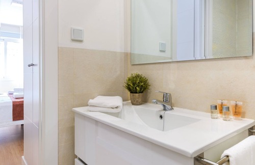 Historical Center Apartment | Modern Apartment in Historic Center. Pajaritos II