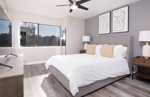 South Redlands Apartment | Modern Apartment in Prime Location (ID8704X95)