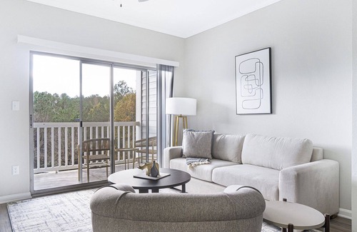 Northwest Raleigh Apartment | Modern Apartment in Prime Location (ID1206X025)