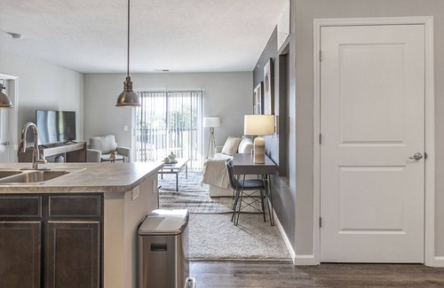 Northwest Columbus Apartment | Modern Apartment in Prime Location (ID1011X392)