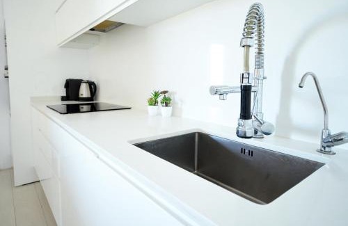 Patraix Apartment | Modern Apartment in Valencia