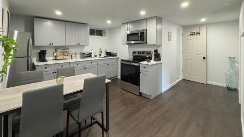 East Haven Apartment | Modern Apartment Near Tweed -Yale -New Haven