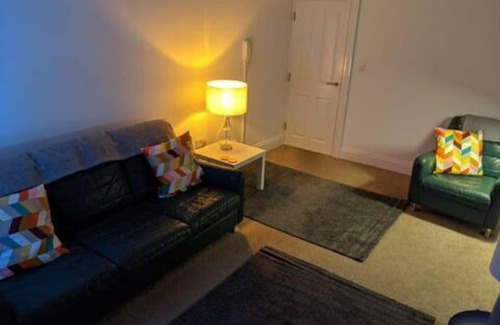 Liverton Apartment | Modern Apartment Newton Abbot High Street