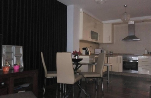Maceira Apartment | Modern apartment on the Fisterra Road