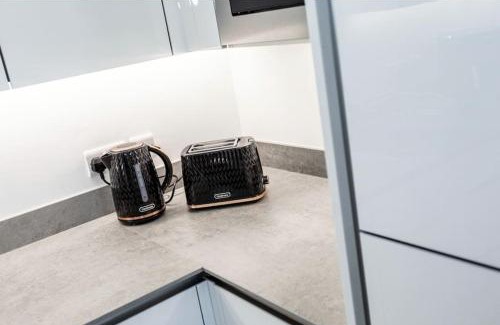 Portrush Apartment | Modern Apartment Portrush - Sleeps 7