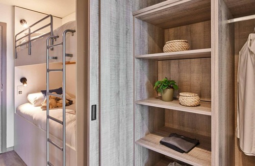 Zeebrugge Apartment | Modern apartment with air conditioning, on a resort, 2.5 km. from the beach