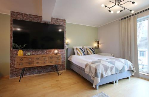 Stadtkern Apartment | Modern Apartment with City-View and car park