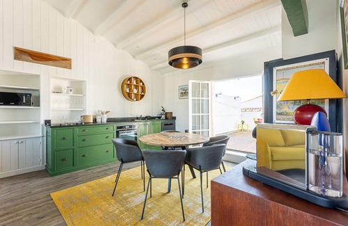 Ars-en-Re Apartment | Modern apartment with large terrace in Ars-en-Ré