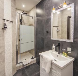 Besarabka Apartment | Modern Apartments on Baseina near Arena City