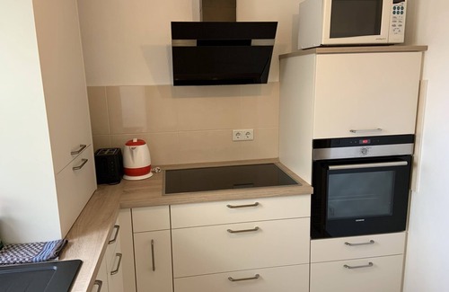 Schollkrippen Apartment | Modern Attraktive Ferienwohnung mit Eigener Terrasse
