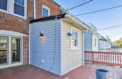 Downtown Baltimore House | Modern Baltimore Escape w/ Deck: 4 Mi to Dtwn
