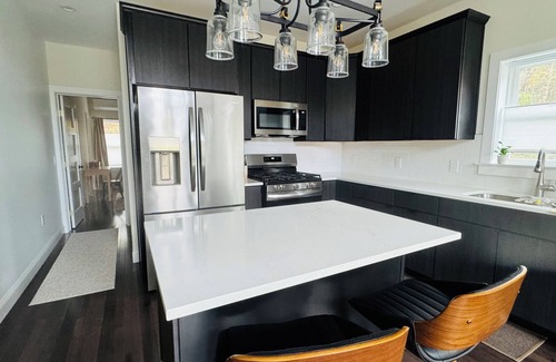 Callicoon Center House | Modern Black-Clad 3BR with Private Pond in Callicoon Center